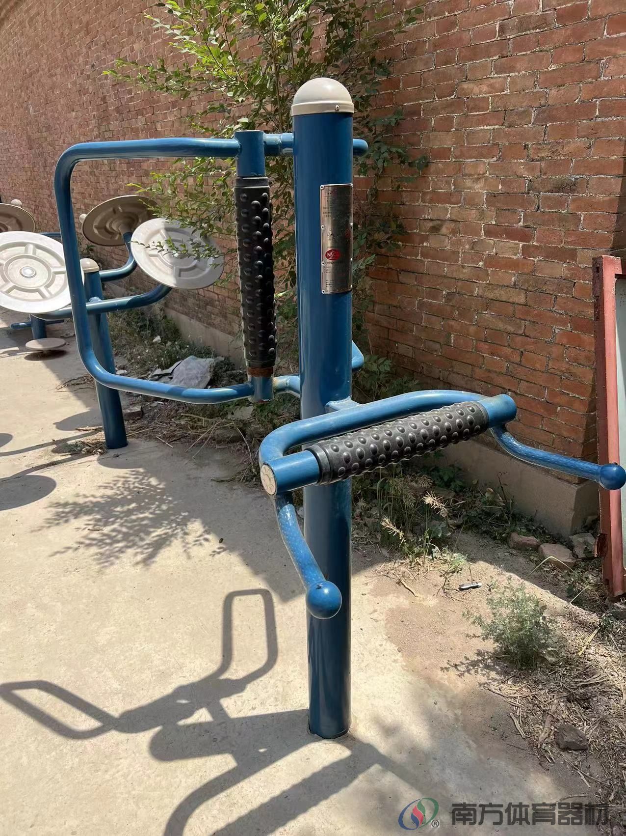 腰部按摩器 腰部按摩器